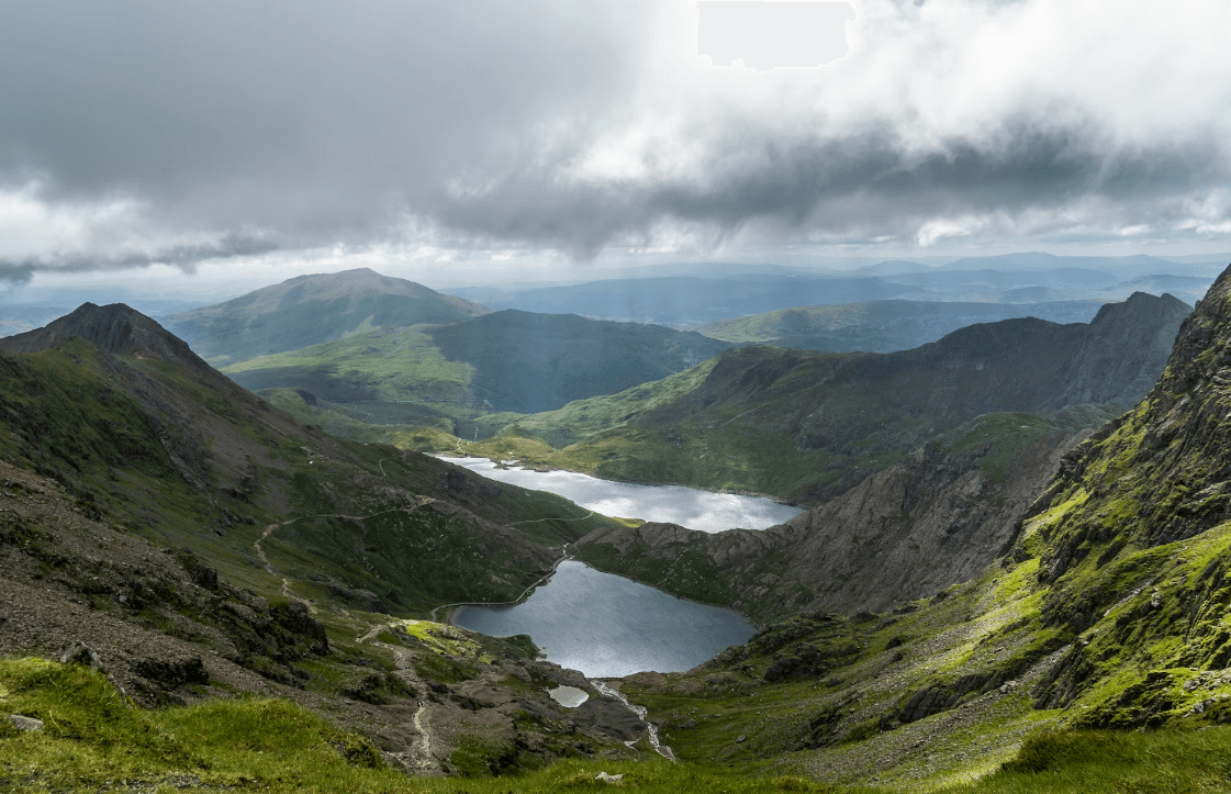 mountain range in snowdonia